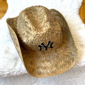 NY YANKEES x  BUDWEISER Cowboy‎ Hat